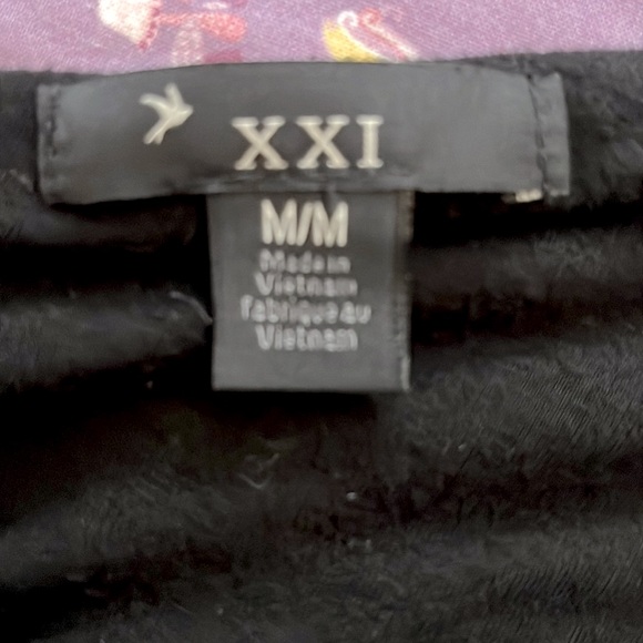 JUNIORS OFF THE SHOULDER TOP : SIZE MEDIUM - Picture 4 of 4